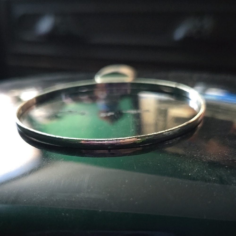 Elegant Silver Bangle Bracelet